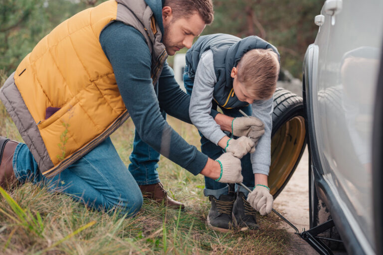12 Skills Every Kid Should Learn From Their Dad